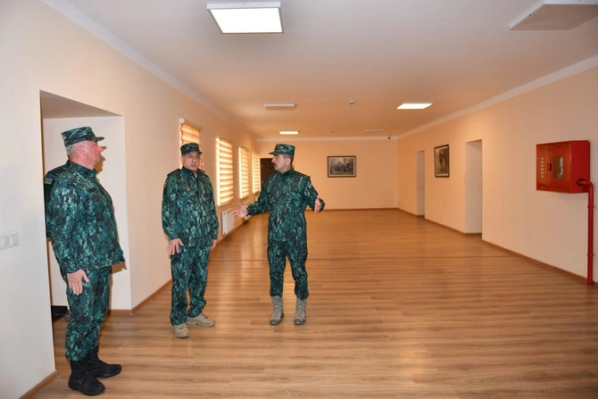 Prezidentin köməkçisi və DSX rəisi Ermənistanla sərhədə getdi — FOTOLAR Prezidentin köməkçisi və DSX rəisi Ermənistanla sərhədə getdi — FOTOLAR