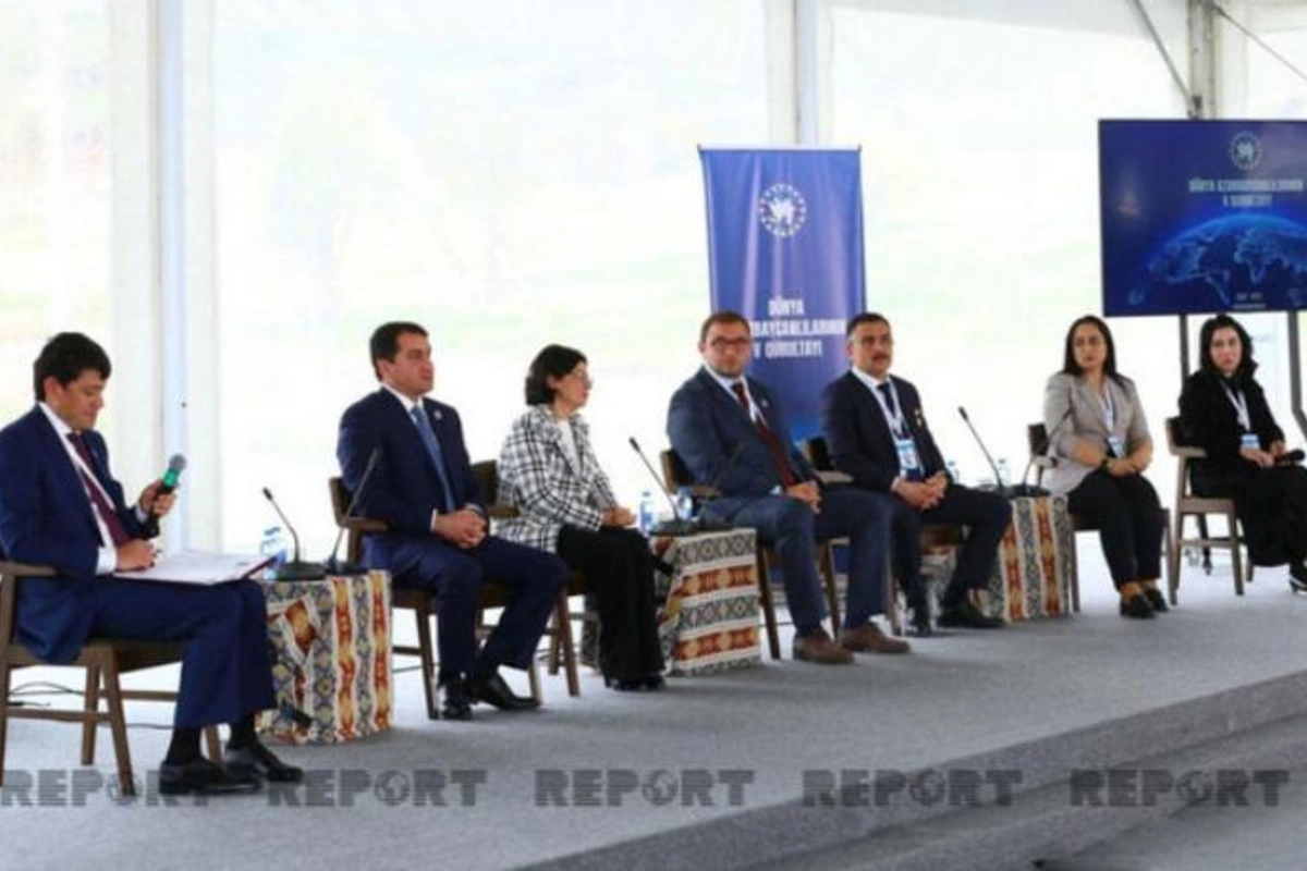 Dünya Azərbaycanlılarının V Qurultayı işini panel iclasları ilə davam etdirib