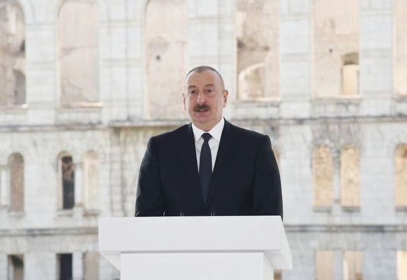 Şuşada Dünya Azərbaycanlılarının V Qurultayı başladı, Prezident çıxış etdi — YENİLƏNİB