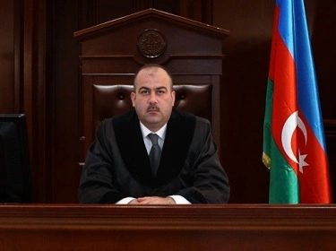 Azərbaycanın qalmaqallı hakiminə töhmət verildi — ÖZƏL