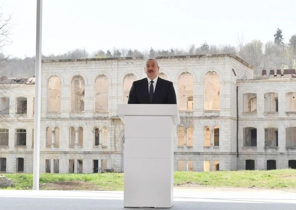 Şuşada Dünya Azərbaycanlılarının V Qurultayı başladı, Prezident çıxış etdi — YENİLƏNİB