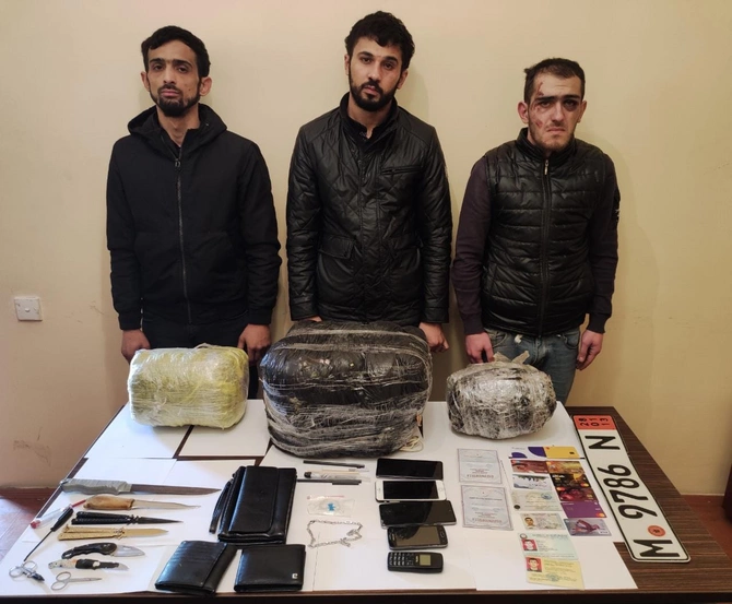 Sərhəddə insident, bıçaqla müqavimət göstərdi — FOTOLAR