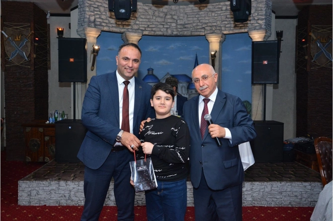 Xətai rayonunda şəhid ailələri və qazilər üçün iftar süfrəsi açıldı — FOTOLAR Xətai rayonunda şəhid ailələri və qazilər üçün iftar süfrəsi açıldı — FOTOLAR