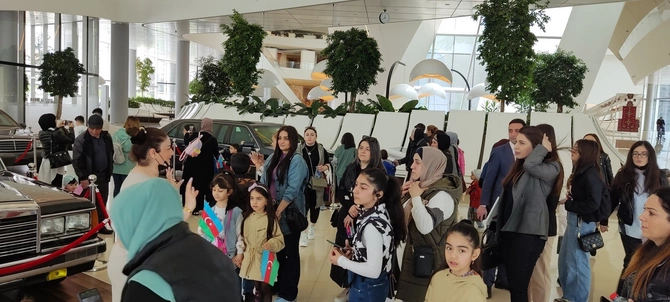 Abşeronlu şəhid övladlarının Heydər Əliyev Mərkəzinə ekskursiyası təşkil edildi — FOTOLAR