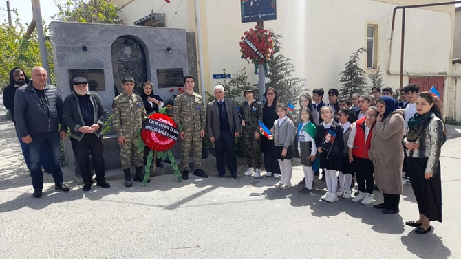 Şəhid Nicat Abdullayevin xatirəsi anıldı — FOTOLAR Şəhid Nicat Abdullayevin xatirəsi anıldı — FOTOLAR