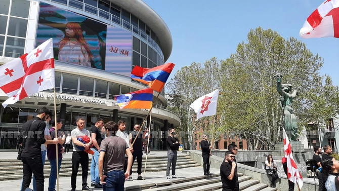 Gürcüstanda təxribatçı ermənilər polisin göstərişlərinə əməl etmirlər — FOTOLAR