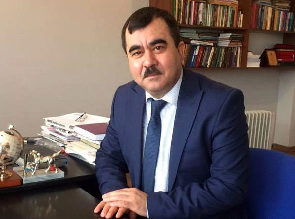 “Redaksiya siyasəti və peşə etikası qaydaları”na — MEDİA KAPİTANLARININ BAXIŞI