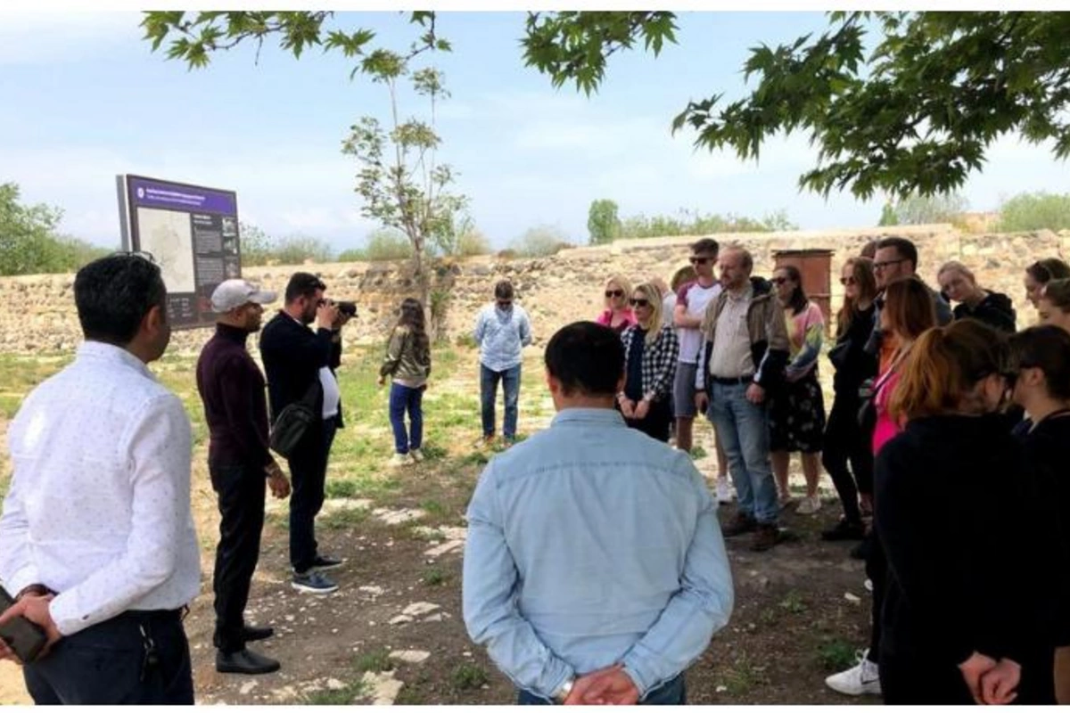 Çexiyalı alim və tələbələr Ağdamda olublar
