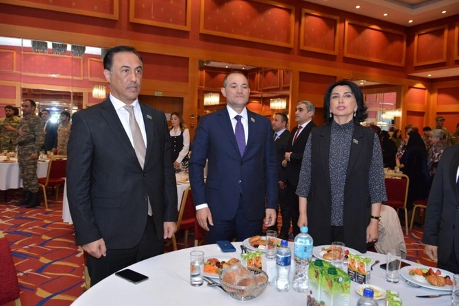 “Benilüks” və “Dayaq” şəhid ailələri və qazilərə iftar verdi — FOTOLAR