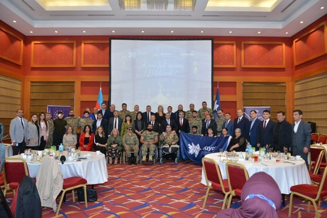 “Benilüks” və “Dayaq” şəhid ailələri və qazilərə iftar verdi — FOTOLAR