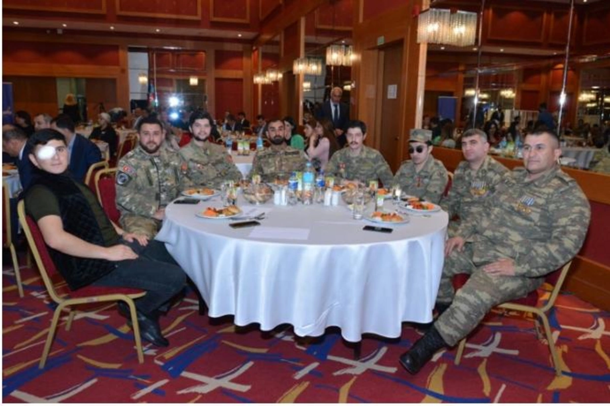 “Benilüks” və “Dayaq” şəhid ailələri və qazilərə iftar verdi — FOTOLAR