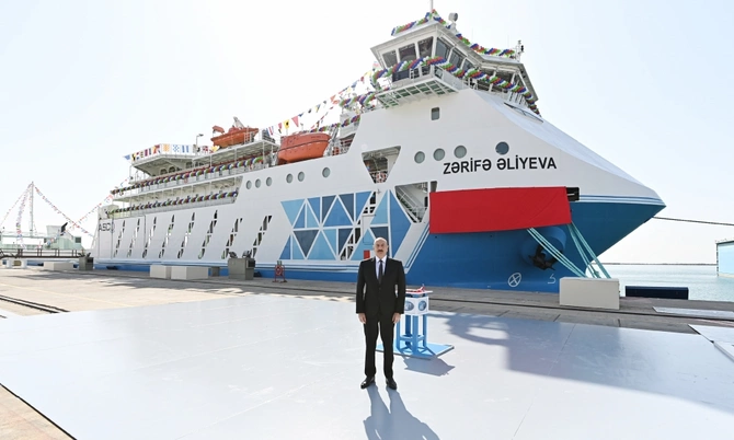 Prezident “Zərifə Əliyeva” gəmi-bərəsinin istismara verilməsi mərasimində — YENİLƏNİB