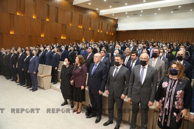 YAP-da Zərifə Əliyevanın anadan olmasının 99-cu ildönümü ilə bağlı konfrans keçirildi — FOTOLAR