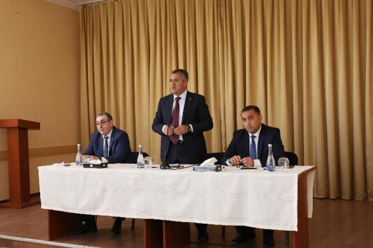 Abşeron rayonunda vətəndaş qəbulları keçirilib — FOTOLAR