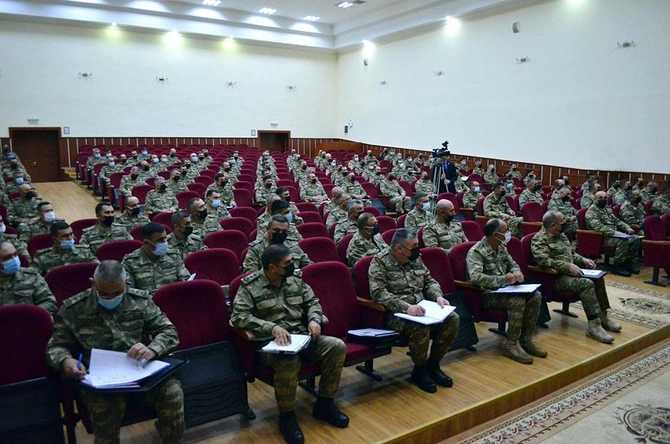 Zakir Həsənov zabitlər və psixoloqlarla toplantı keçirdi — FOTOLAR