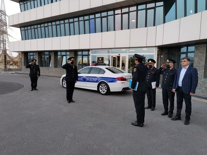 Yol polisləri ilə ekoloji təmiz avtomobillərdən danışıldı — VİDEO