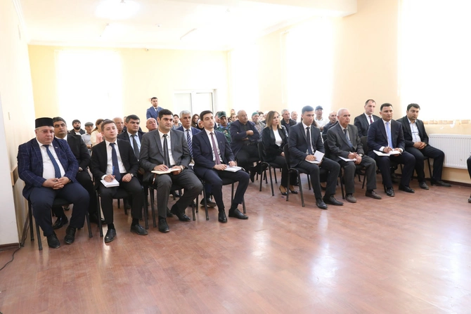Abşeron rayonunda vətəndaş qəbulları keçirilib — FOTOLAR