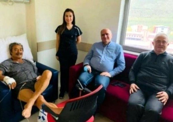 Kadir İnanırdan xəbər var — FOTOLAR Kadir İnanırdan xəbər var — FOTOLAR