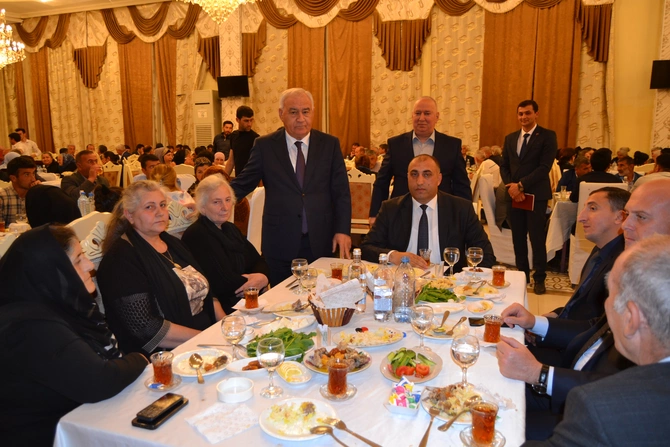 Füzulidə şəhid ailələri üçün iftar süfrəsi açıldı — FOTOLAR