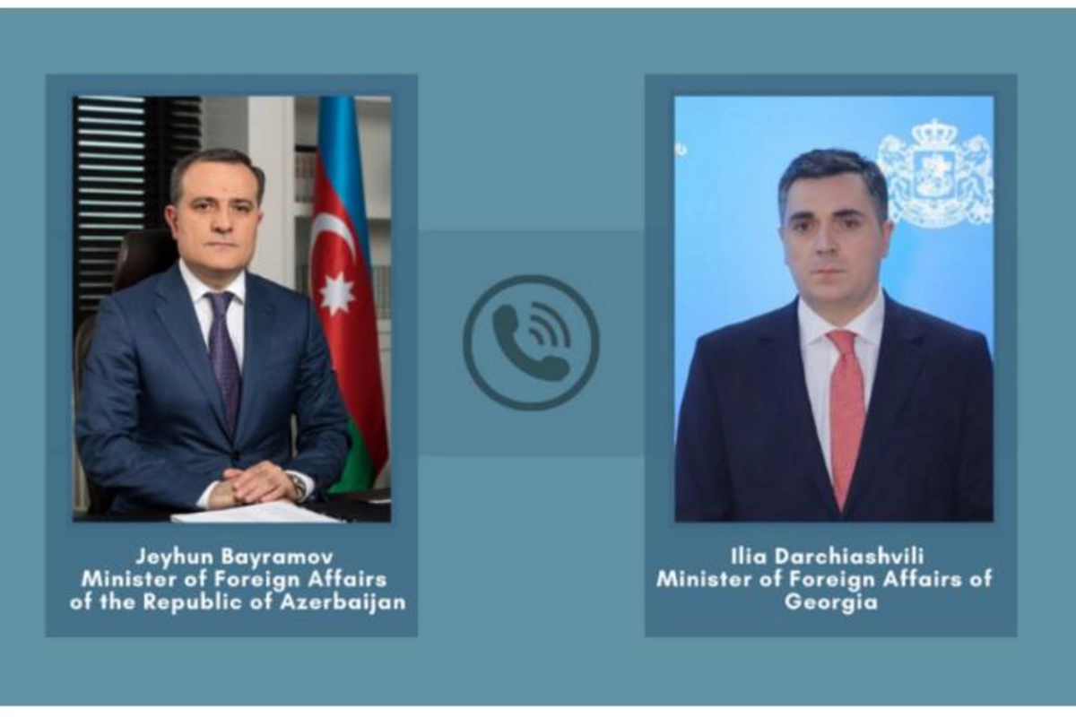Ceyhun Bayramov həmkarını təbrik etdi