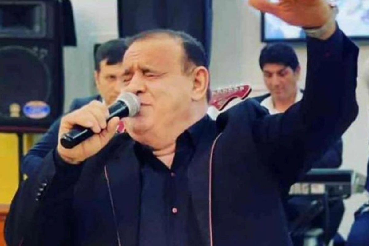 İranda Tacirin başından pul səpdilər — VİDEO