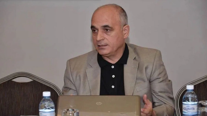 Ekspert: “Kartof idxalı ilə məşğul olanlar bu sahəni monopoliyaya alıblar, qiyməti də bahalaşdırırlar” Ekspert: “Kartof idxalı ilə məşğul olanlar bu sahəni monopoliyaya alıblar, qiyməti də bahalaşdırırlar”