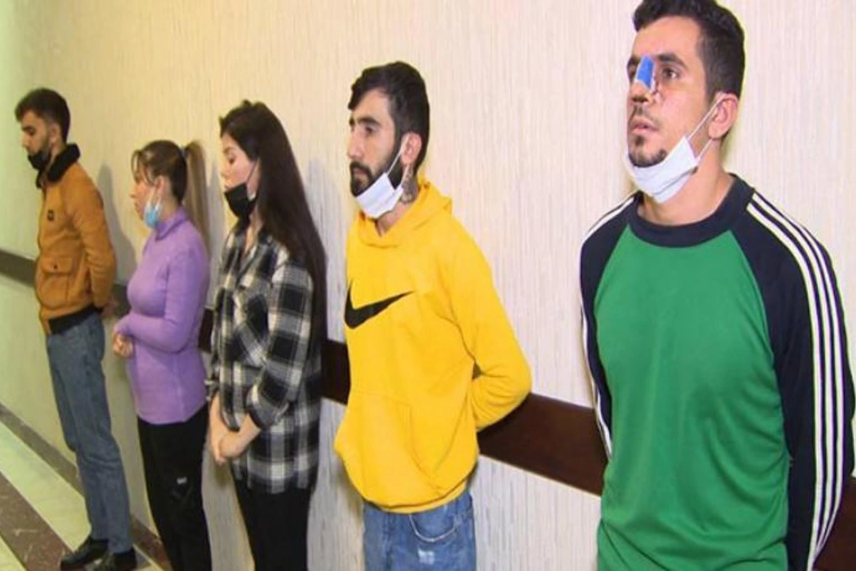 Dilqəm Əsgərovun oğlunun da kartından pul oğurladılar