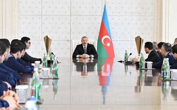 İlham Əliyev güləş üzrə Azərbaycan millisinin üzvlərini qəbul etdi — YENİLƏNİB İlham Əliyev güləş üzrə Azərbaycan millisinin üzvlərini qəbul etdi — YENİLƏNİB