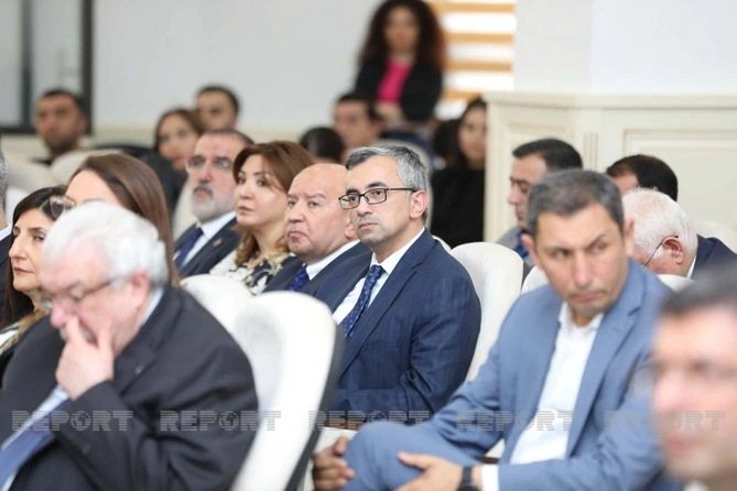 “Heydər Əliyev və müstəqil Azərbaycan mediasının inkişafı” adlı tədbir keçirildi — FOTOLAR