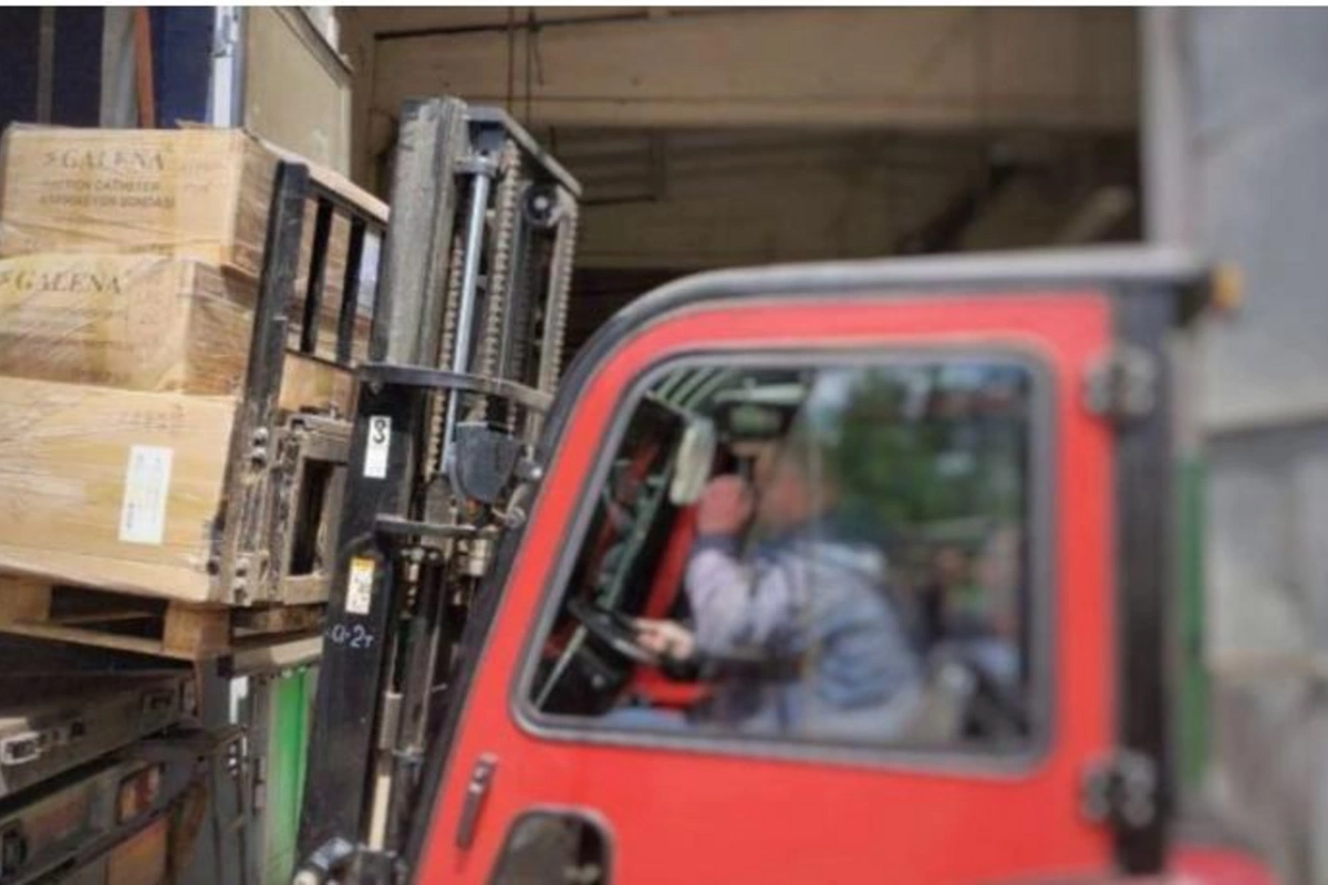 Azərbaycandan Ukraynaya 20 ton humanitar yardım çatdırıldı