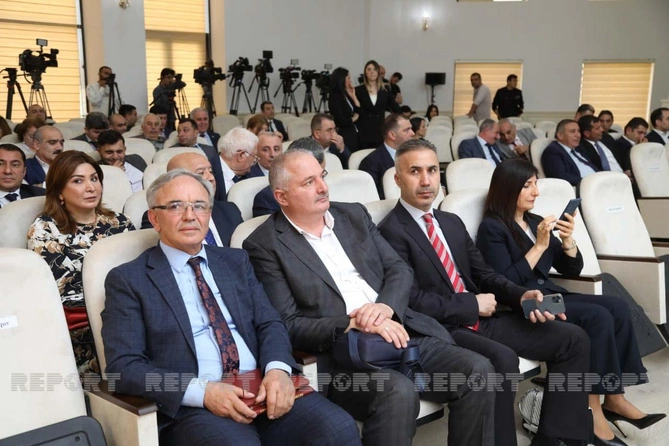 “Heydər Əliyev və müstəqil Azərbaycan mediasının inkişafı” adlı tədbir keçirildi — FOTOLAR