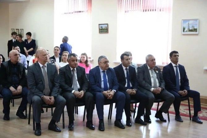Həştərxanda Heydər Əliyevin anadan olmasının 99-cu ildönümü ilə bağlı tədbirlər keçirildi — FOTOLAR