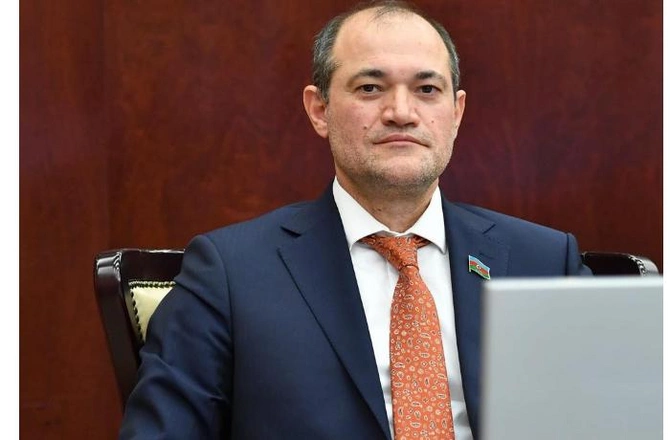Dəbdəbəli qəbir daşları düzgündürmü? — ARAŞDIRMA