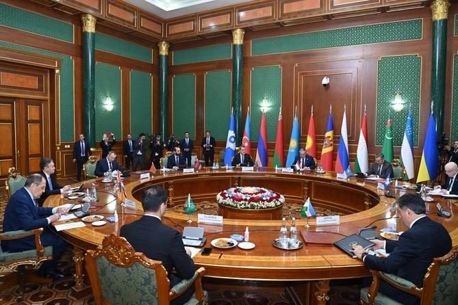 Ceyhun Bayramov MDB XİN başçıları Şurasının iclasında çıxış etdi — FOTOLAR Ceyhun Bayramov MDB XİN başçıları Şurasının iclasında çıxış etdi — FOTOLAR