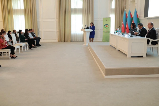 “Respublikanın regionlarında oftalmologiyanın müasir nailiyyətləri” mövzusunda konfrans keçirildi — FOTOLAR “Respublikanın regionlarında oftalmologiyanın müasir nailiyyətləri” mövzusunda konfrans keçirildi — FOTOLAR