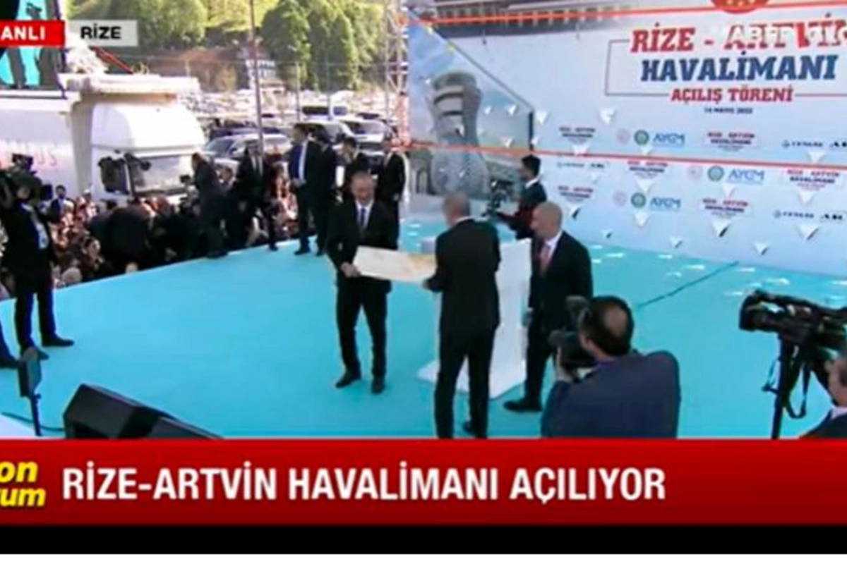 Ərdoğandan İlham Əliyevə hədiyyə — VİDEO