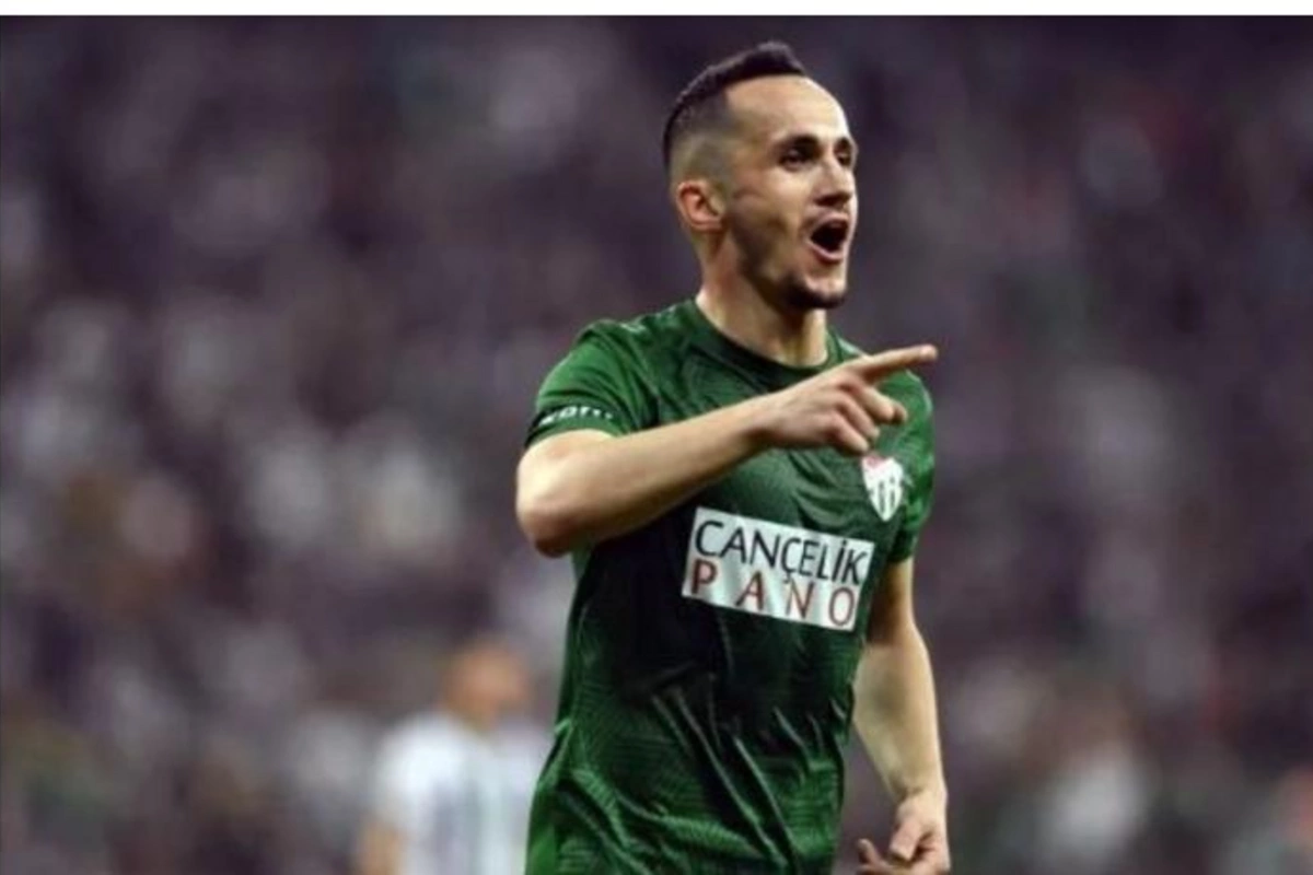 “Bursaspor” Namik Ələsgərovla müqaviləni ləğv edib
