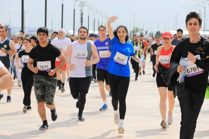 RİİB könüllüləri də “Bakı Marafonu-2022”də iştirak etdi — FOTOLAR