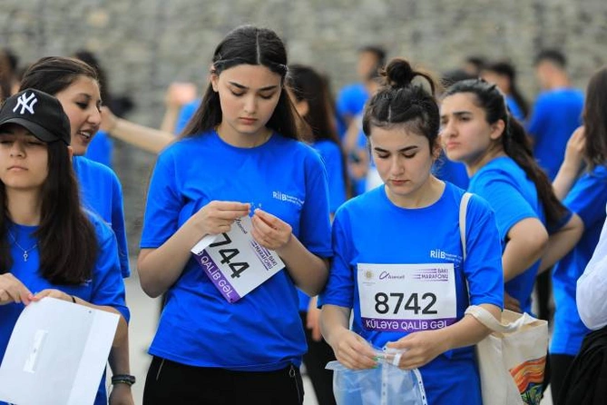 RİİB könüllüləri də “Bakı Marafonu-2022”də iştirak etdi — FOTOLAR