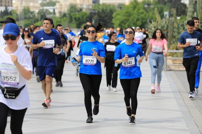 RİİB könüllüləri də “Bakı Marafonu-2022”də iştirak etdi — FOTOLAR
