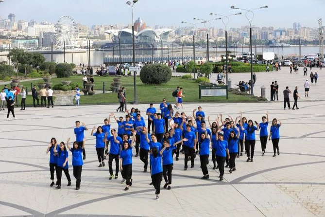 RİİB könüllüləri də “Bakı Marafonu-2022”də iştirak etdi — FOTOLAR