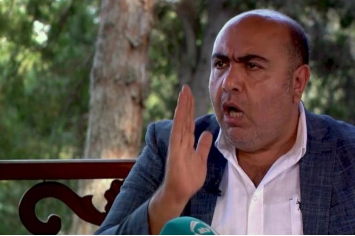 Oqtay Əliyev: “Məktəblərdə hər qələti edirlər”