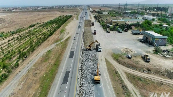 Qaralovla Məmmədov milyonların hesabatını niyə vermir? — Beton yox, batan yol... Qaralovla Məmmədov milyonların hesabatını niyə vermir? — Beton yox, batan yol...