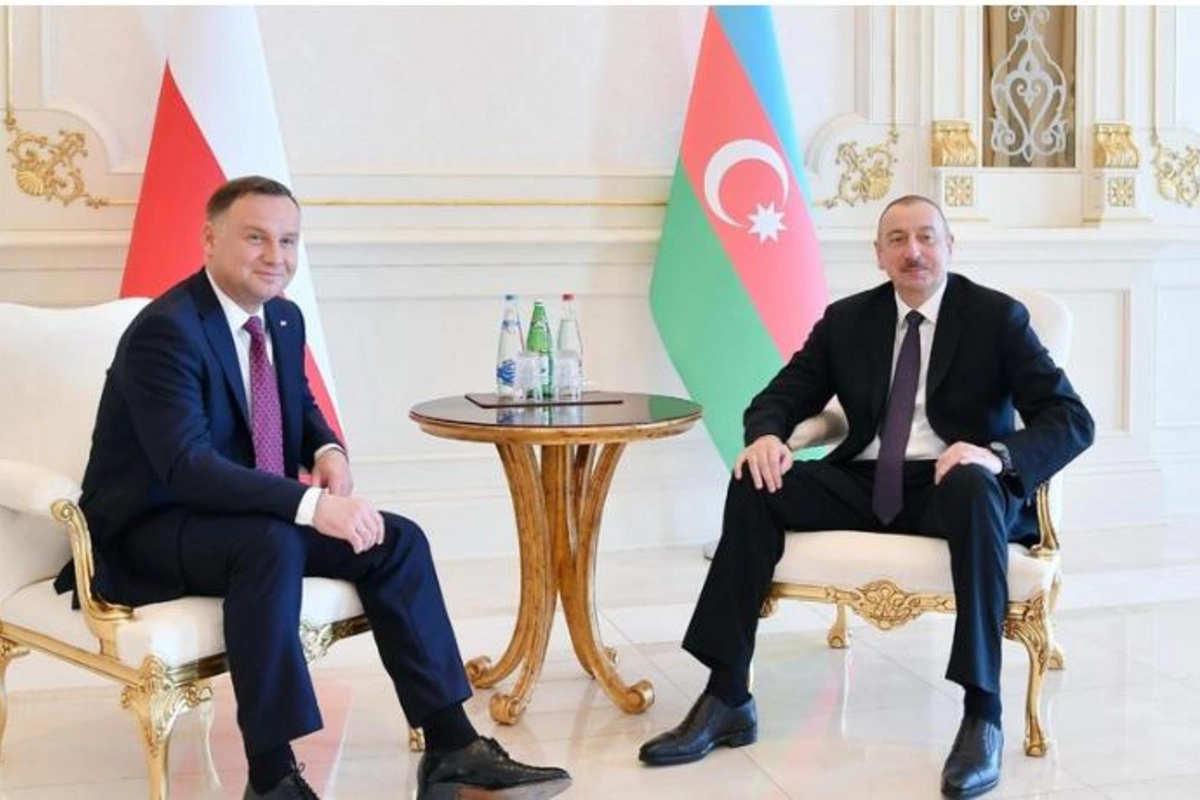 Prezident polşalı həmkarına məktub göndərdi
