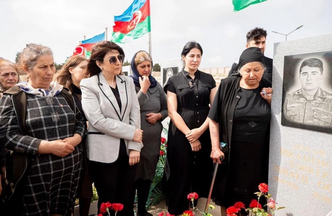 Şəhid Təbriz İbrahimovun məzarı ziyarət olundu — FOTOLAR