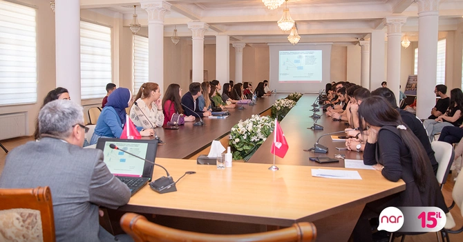 “Nar” yerli İKT peşəkarlarının yetişməsinə dəstək olur — FOTOLAR