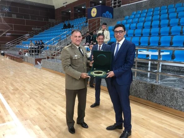 Heydər Əliyevin 99-cu ildönümünə həsr olunmuş mini futbol çempionatına yekun vurulub — FOTOLAR