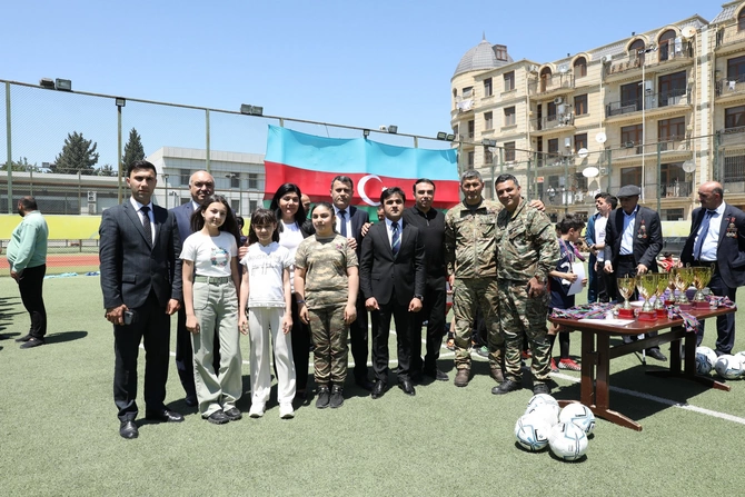 Abşeronda Vətən Müharibəsi Qəhrəmanının xatirəsinə həsr edilmiş mini futbol turniri keçirildi — FOTOLAR