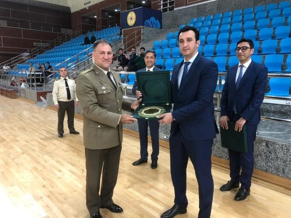 Heydər Əliyevin 99-cu ildönümünə həsr olunmuş mini futbol çempionatına yekun vurulub — FOTOLAR
