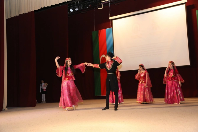 Xırdalanda “Jest dilində vətən və vətənpərvərlik mövzusu” layihəsinin yekun tədbiri keçirildi — FOTOLAR Xırdalanda “Jest dilində vətən və vətənpərvərlik mövzusu” layihəsinin yekun tədbiri keçirildi — FOTOLAR